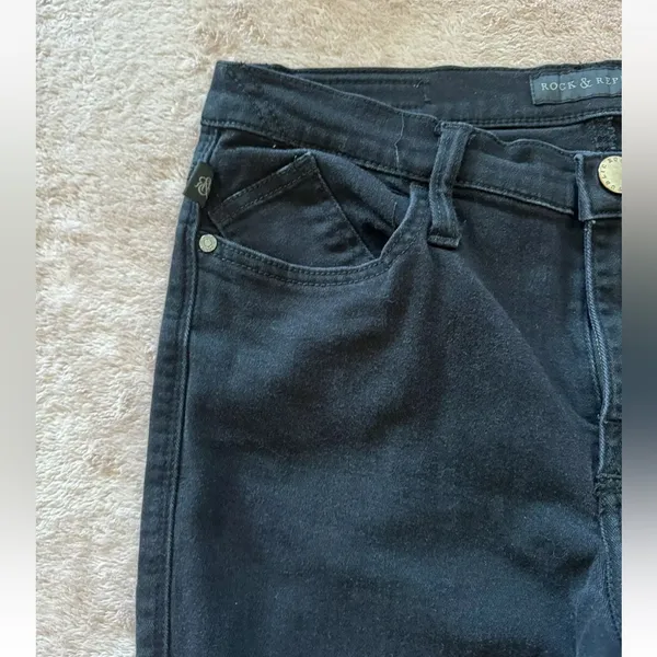 Rock‎ & Republic Women's Kendall Straight Leg Black Denim Jeans Size 10 - Image 3