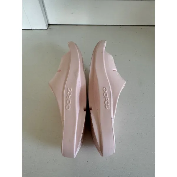 Oofos pink OOahh slide recovery sandals women's size 7 - Image 11