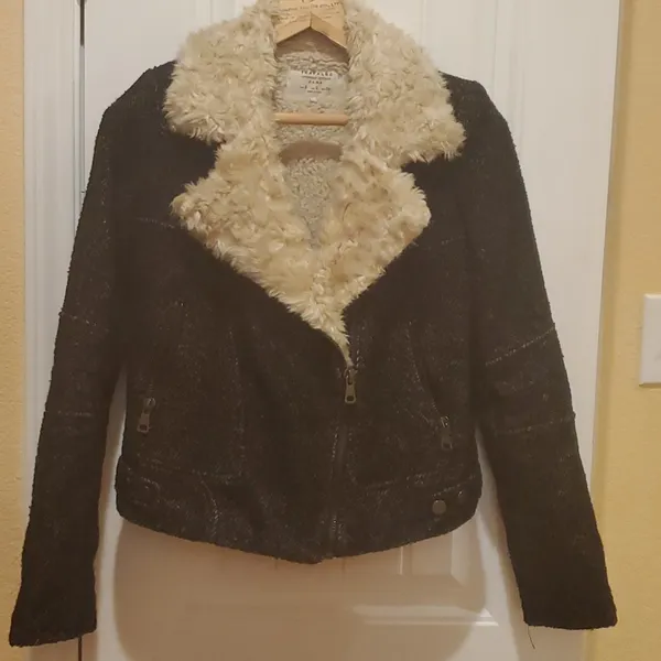 Zara Trafaluc Jacket Size S - Image 2