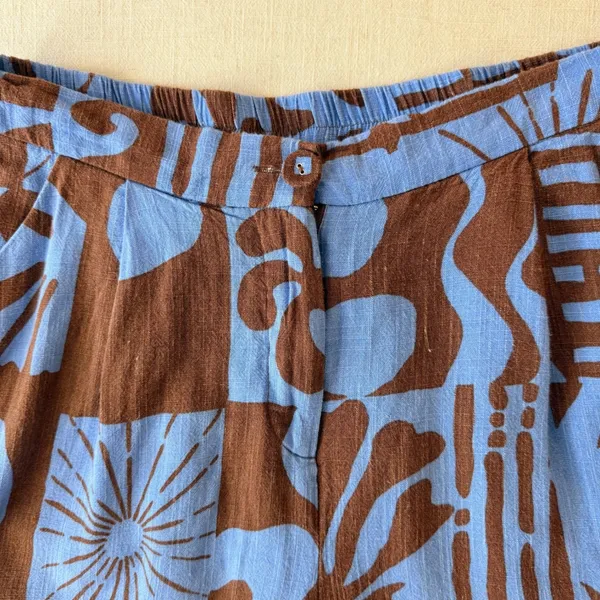 Paper Heart Abstract Floral Linen Blend High Rise Shorts Womens M Brown Blue - Image 10