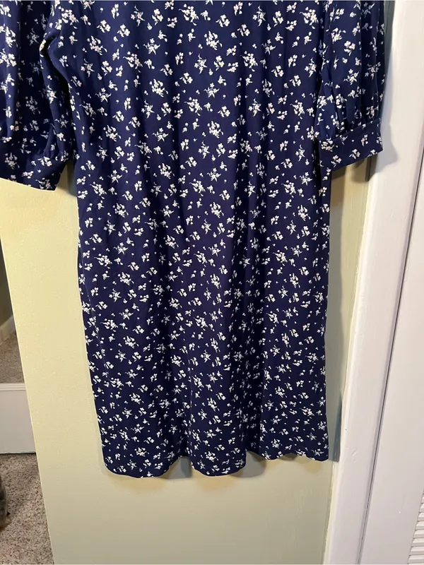 Socialite Womens Sz Small T-Shirt Dress Navy Blue White Floral Short Puff Sleeve - Image 9