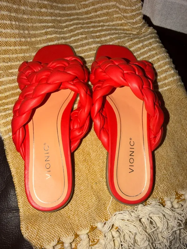 Vionic Braided Slide Mules in Fuchsia - Image 2