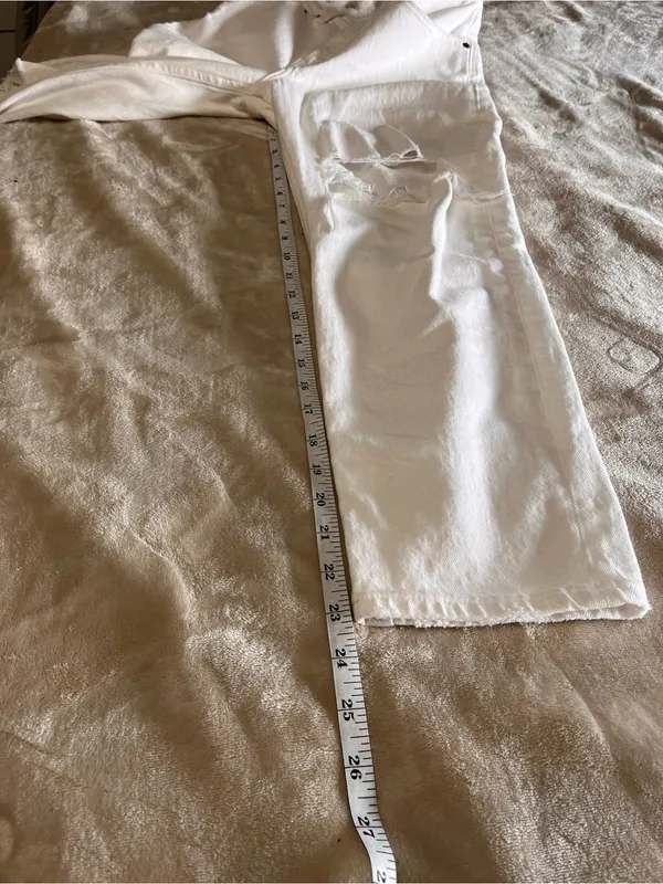 ABERCROMBIE & FITCH The Mom Hi-Rise Distressed White Denim Jeans Pants 26/2s EUC - Image 7