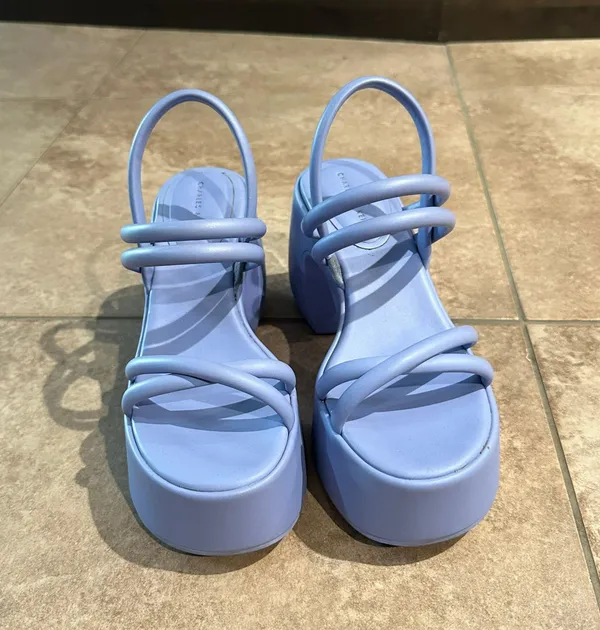 Charles & Keith Block Periwinkle Sandals - Image 2