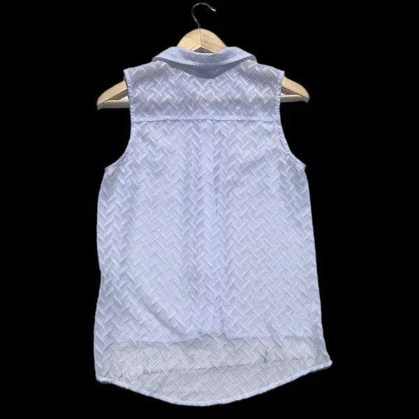 Ariat Women’s Sheer Collared‎ Button Up Tank Top Size Small - Image 6
