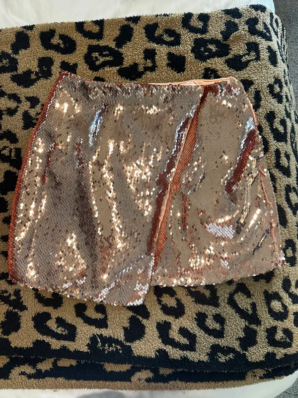 superdown Sequin Pink Mini Skirt Size XS - Image 2