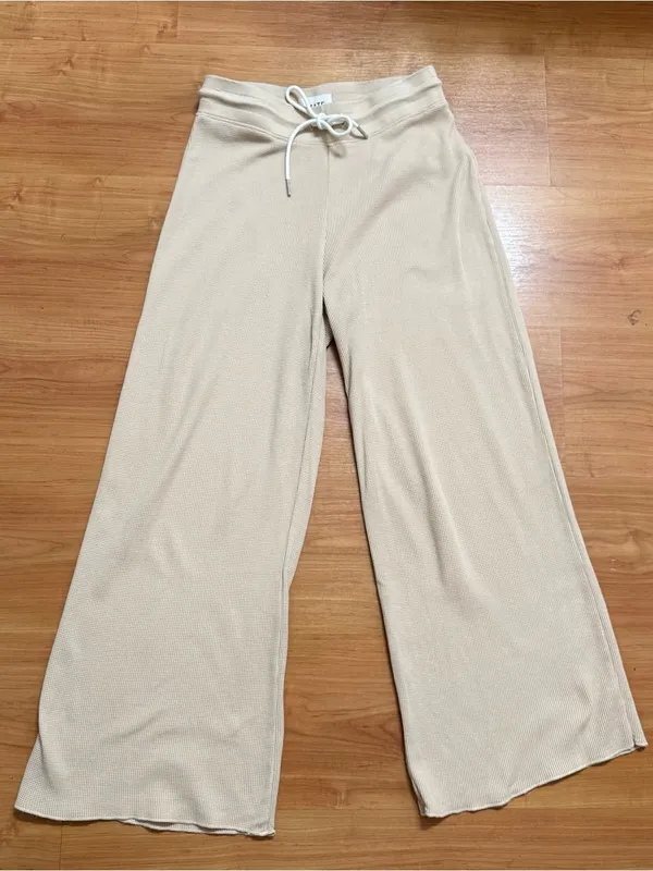 MATE The Label Cropped Wide Leg Waffle Knit Sweatpants in Beige Size XS - Image 2