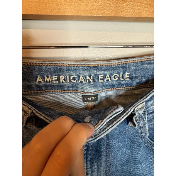 American Eagle medium wash Mom Straight Jeans - Image 2
