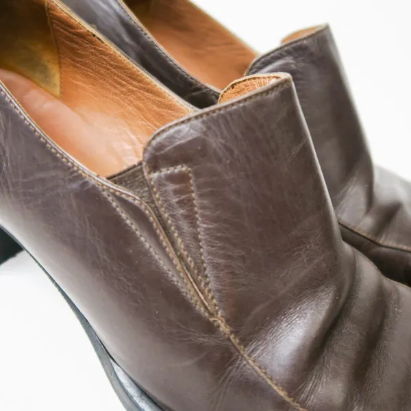 Vintage 90s Roberto Botticelli Brown Leather Heeled Loafers - Image 3