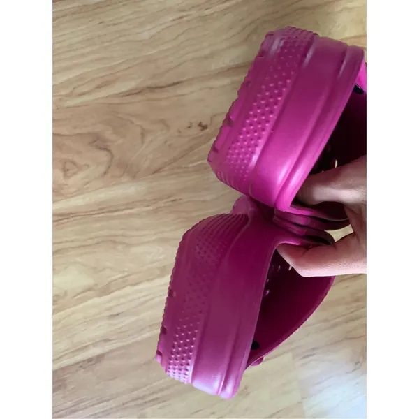 Crocs pink size 11 women’s and 9 men’s - Image 2