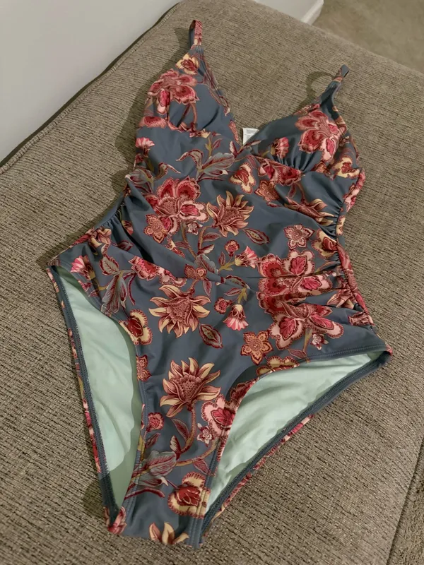 Cupshe Boho V-Neck Ruched One-Piece - Image 5