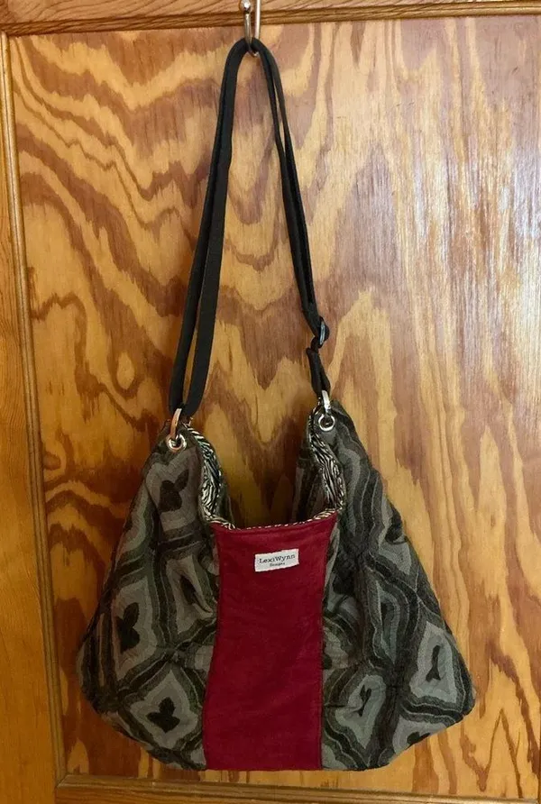 Lexi Winn Tapestry n Velvet Hobo Bag - Image 7
