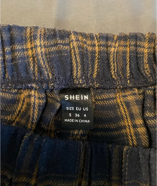 Shein shorts - Image 3
