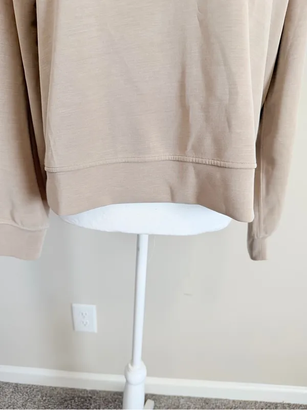 Lululemon Perfectly Oversized Cropped Crew softstreme Sweatshirt womens size XS - Image 6