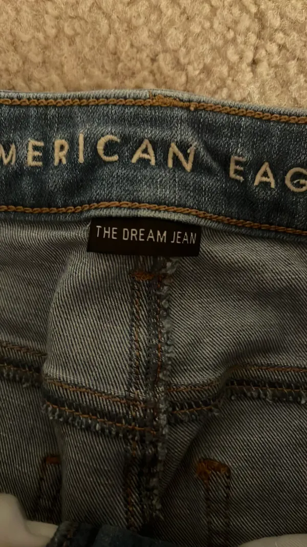 American Eagle Jeans - Image 3