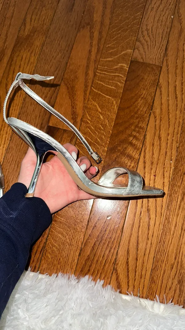 Steve Madden Heels Silver - Image 9