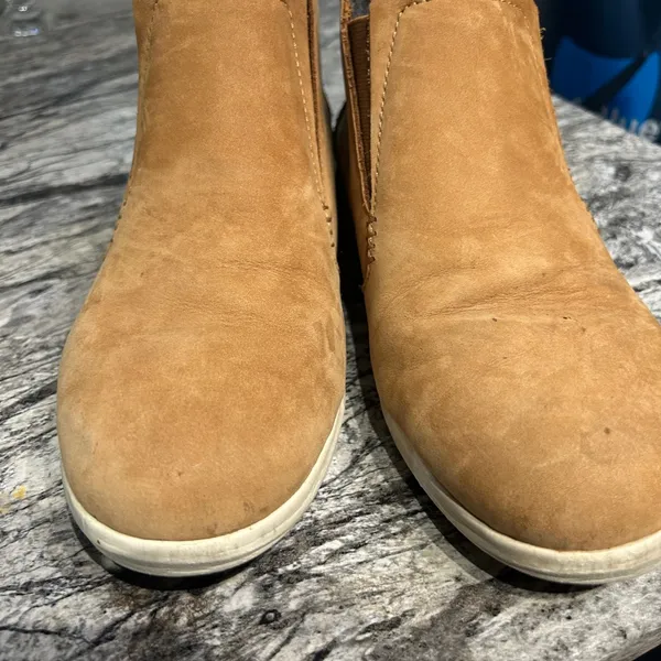 OluKai Women's Tan Suede Ankle Booties - Image 3