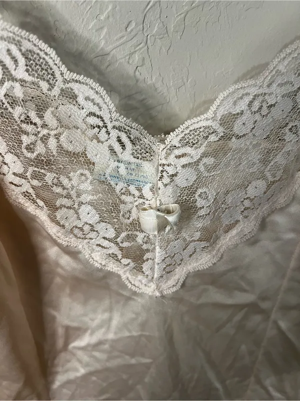 Ashley Taylor Vintage Peach Lace Trim Camisole Romantic Coquette Lingerie Top - Image 4