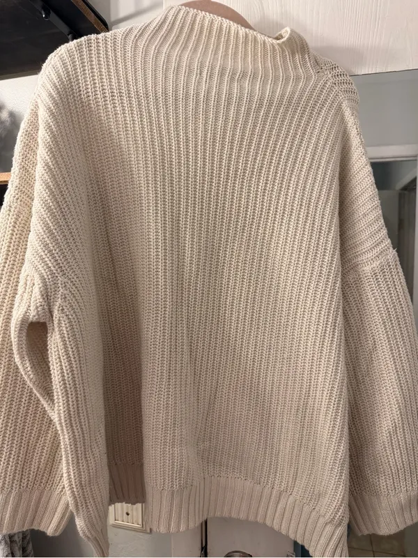American Eagle Outfitters Cream Chunky Ribbed Turtleneck Sweater - Image 4
