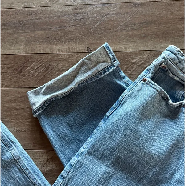 Abercrombie Jeans - Image 2