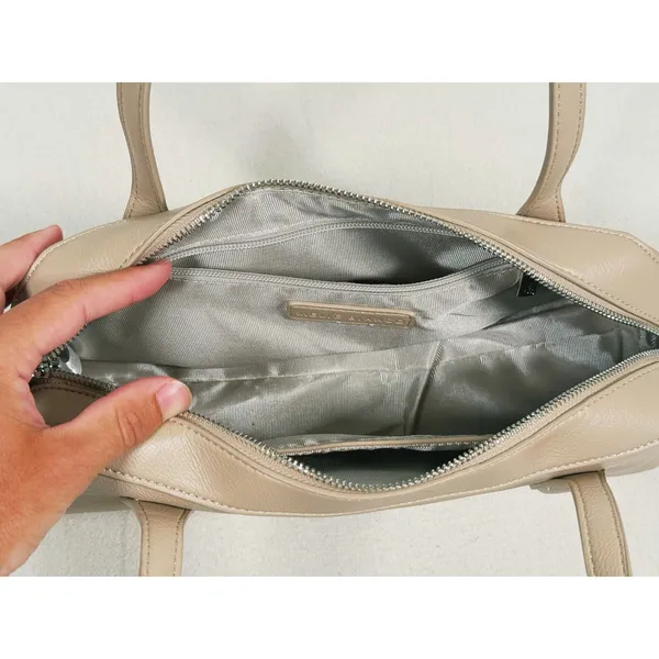Melie Bianco Tilda Vegan Leather Shoulder Bag Beige Tan Minimalist Old Money - Image 7