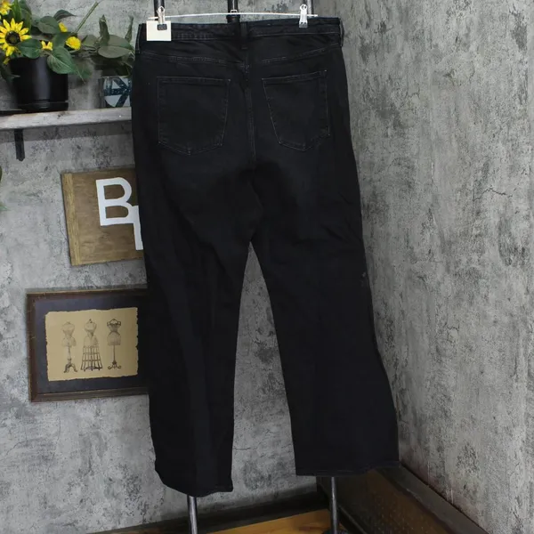 NWT Universal Thread Womens High-Rise Flare Jeans 89510034 Black Wash 17 - Image 5