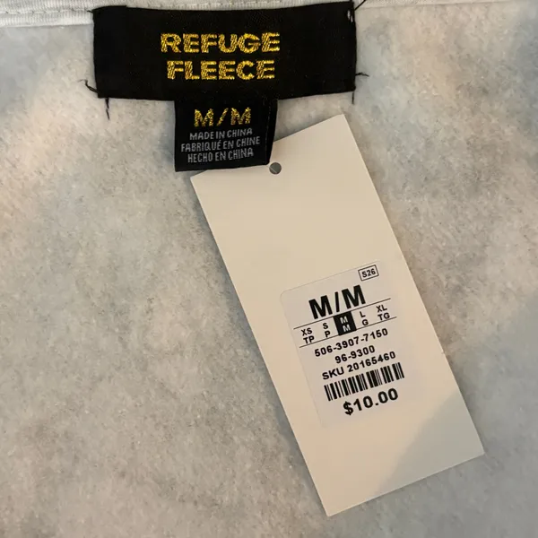 Refuge Camo Off-Shoulder Sweatshirt Medium - Image 6