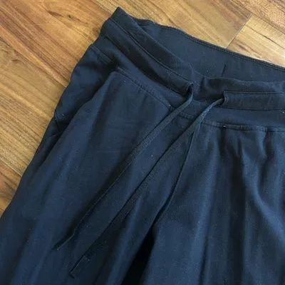 Lululemon Tight Fitting Joggers - Image 2