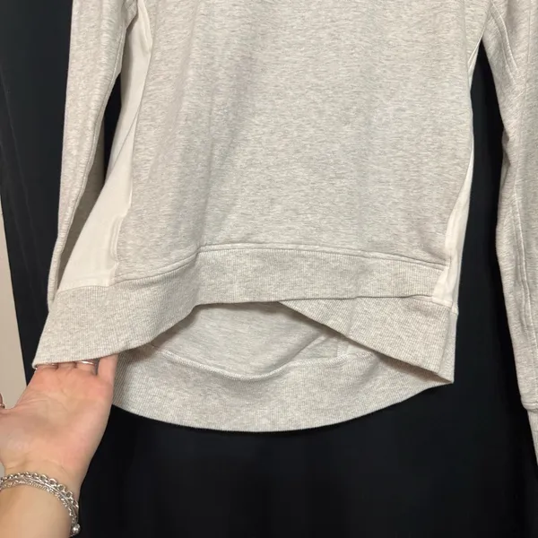 Lululemon On The Double Pullover Heathered White Size 6 - Image 5