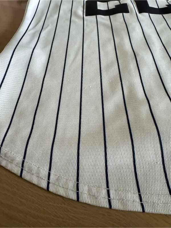 Nike MLB New York Yankees Juan Soto women’s jersey white blue pinstripe small - Image 6