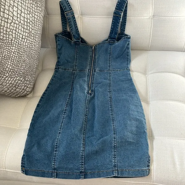 SHEIN XS mini dress in good condition. - Image 3