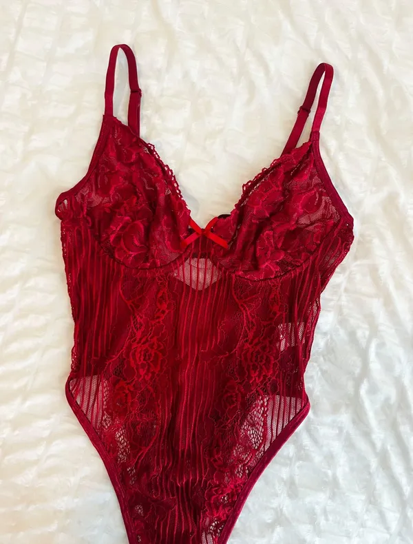 STUNNING LACE BODYSUIT Red Size L - Image 3