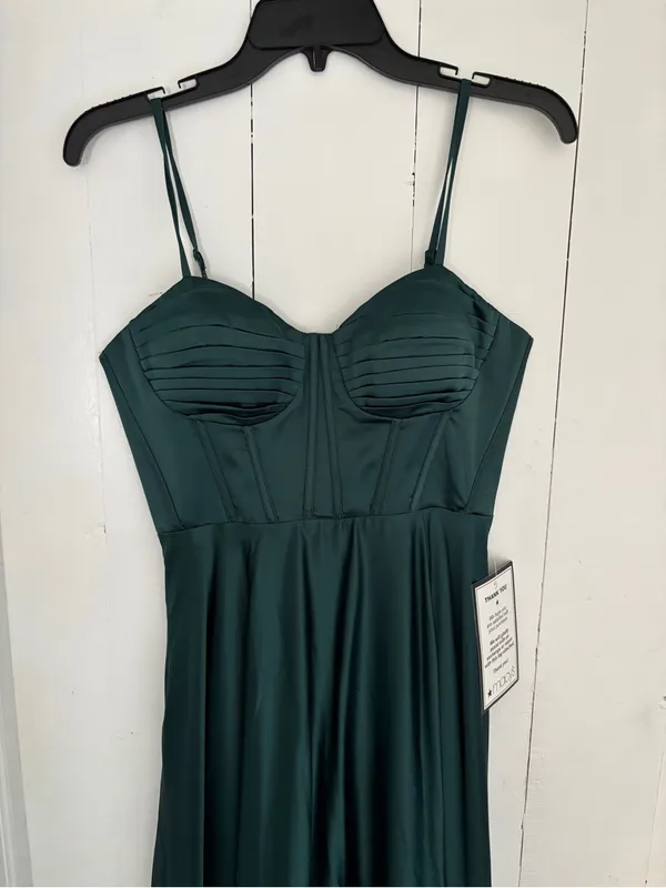 B. Darlin Hunter Emerald Green Satin Sweetheart Formal Maxi Dress with High Slit - Image 3