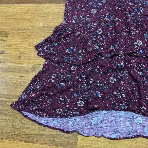 Aeropostale Floral Ruffle Hem Top Burgundy Flutter Sleeve Womens Size‎ Small - Image 3