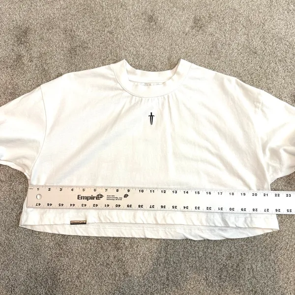 Ironwilled large oversized dagger cropped tee shirt top TB2 3531 - Image 5