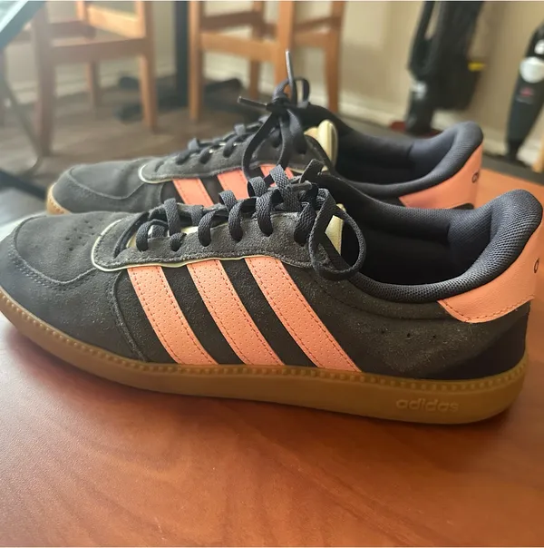 Breaknet Sleek Adidas Shoes  - Image 2