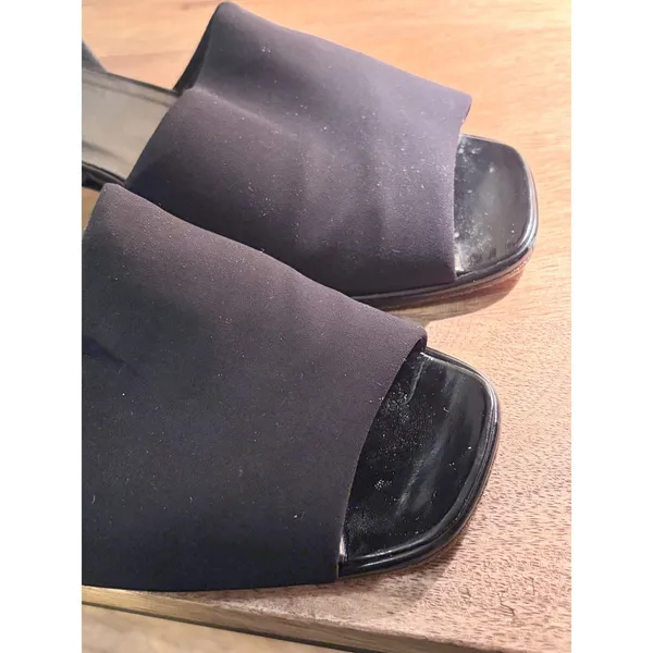 Vintage Stuart Weitzman Black Fabric Slingback Sandals Heels TM 40603 Size 7.5 B - Image 2
