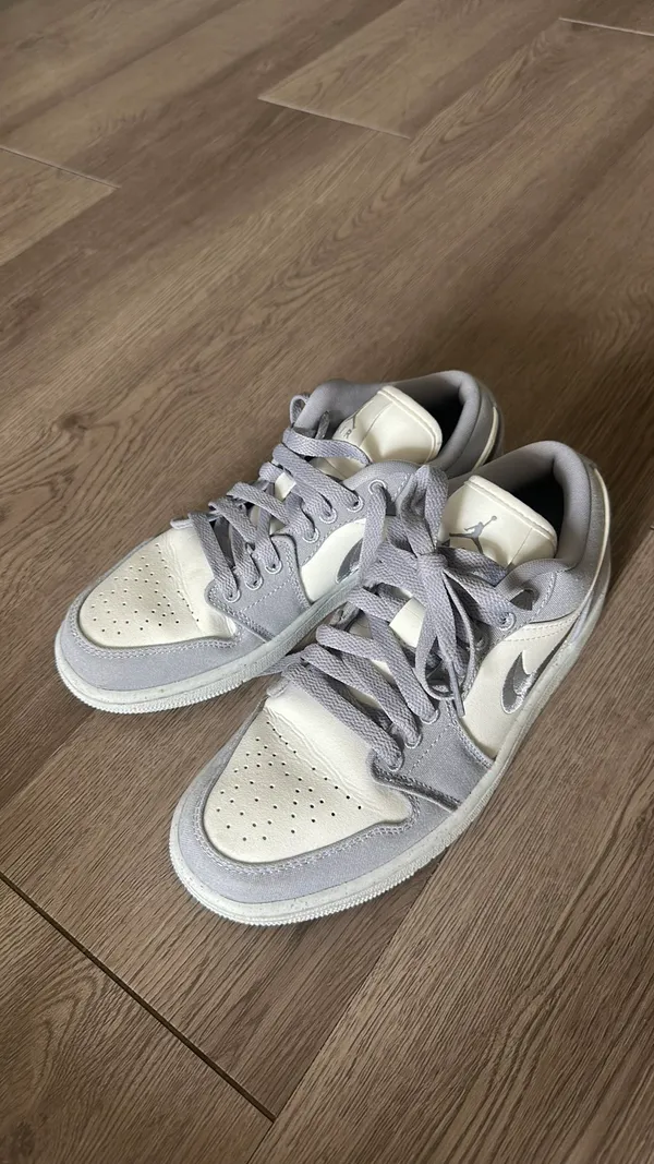 Nike Air Jordan 1 Low - Image 2