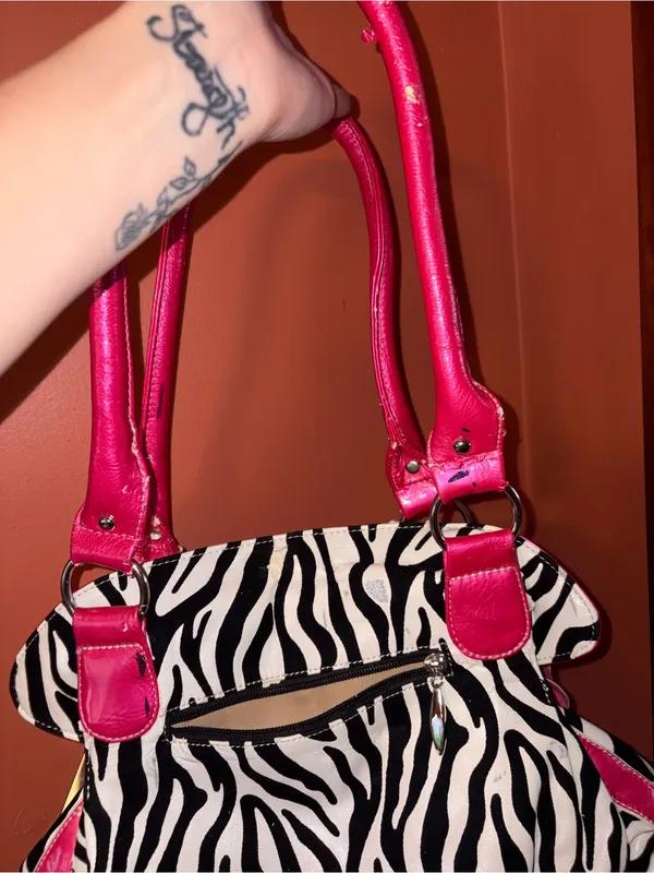 Y2K 2000’s Pink Floral Zebra-Print Shoulder Bag - Image 3