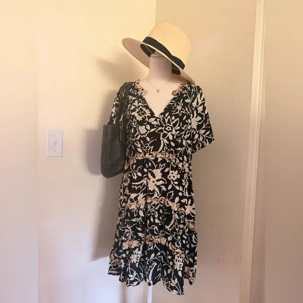Anthropologie Black Floral Mini Dress with Beige Trim - Image 6