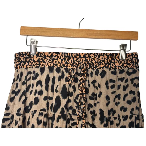 Umgee Animal Print Smocked Waistband Tiered Mini Skirt M Tan‎ Black Leopard - Image 4