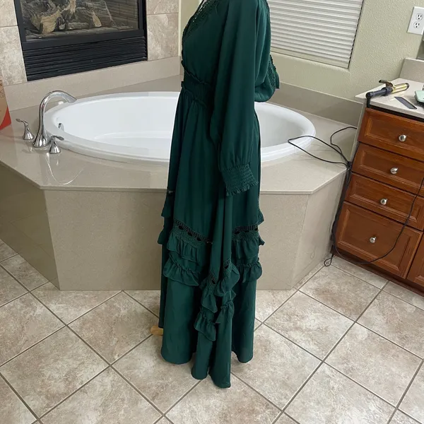 BALTICBORN pippA Women Emerald‎ Green Tiered Ruffle Maxi Dress Long Sleeve LAre - Image 6