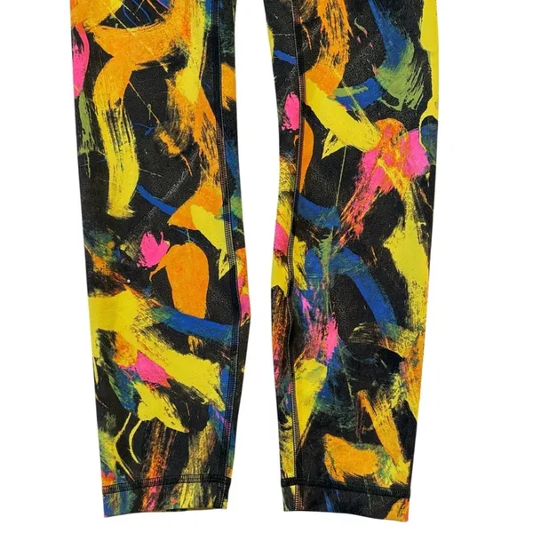 EUC Lululemon Wunder Train High Rise Leggings Size 4 Retail $118.00 - Image 5