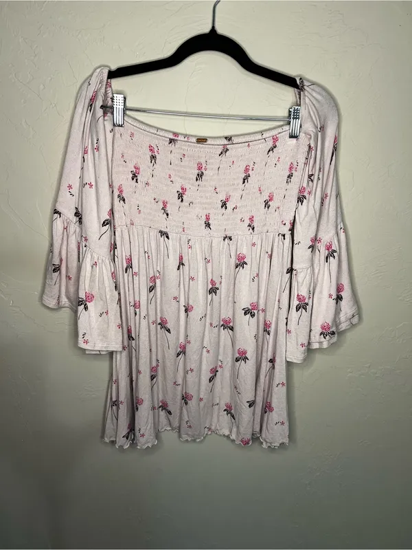 Free People Lana Off Shoulder Pink Berry Floral Smocked Babydoll Boho Top - Image 2
