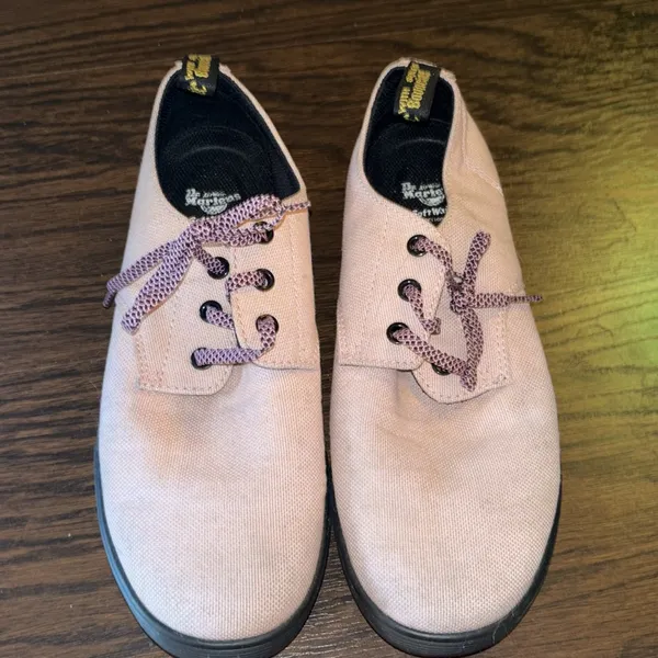 Dr. Martens pink shoes - Image 2