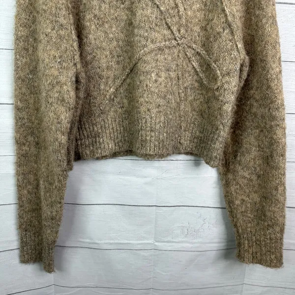 American Eagle Bow Brown Fuzzy Cable Knit Cropped Sweater Cottagecore Academia M - Image 4
