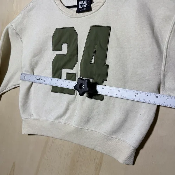 Collegiate Outfitters Jolie & Joy Women XL Cropped Sweatshirt Cream Green 24 Varsity Collegiate - Image 5