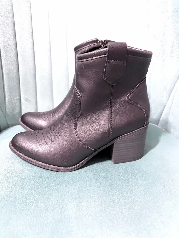 Women's Black Ankle cowboy Boot with Side Zip - Image 6