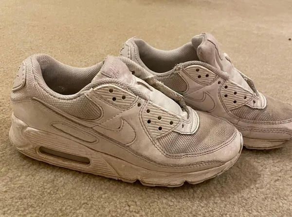 Nike Air Max 90 Sneakers - Image 4