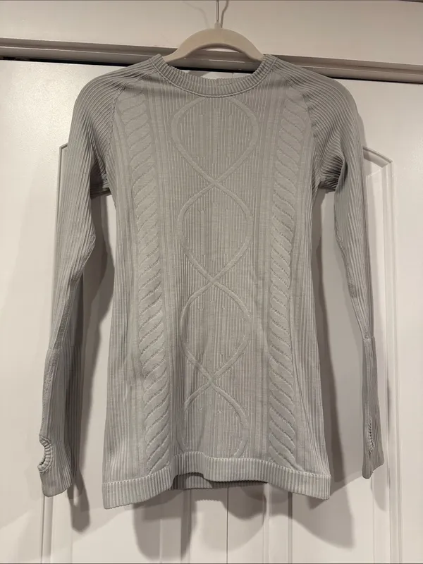 lululemon athletica rest less Light Gray Cable Knit‎ Pullover - Image 2